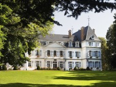Elegantes Dinner in einem französischen Chateau für 2