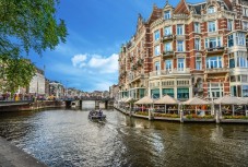 Wine & Cheese Cruise in Amsterdam