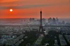 Exclusive tour of Paris' Catacombs with a guide