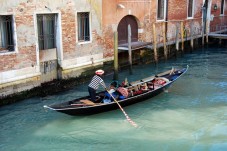 Tour al Tramonto in Gondola