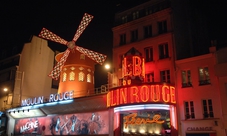 Eiffelturm, Dinner-Kreuzfahrt und Moulin-Rouge-Show für zwei Personen