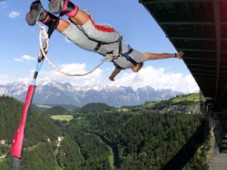 Bungee Jumping Europabrücke - von 192m Höhe!