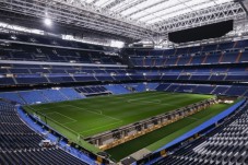 Tour Bernabéu & Museo de Cera Madrid para 2 Adultos + 2 niños (de 4 a 12 años)