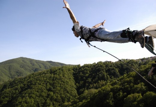 Bungee Jumping